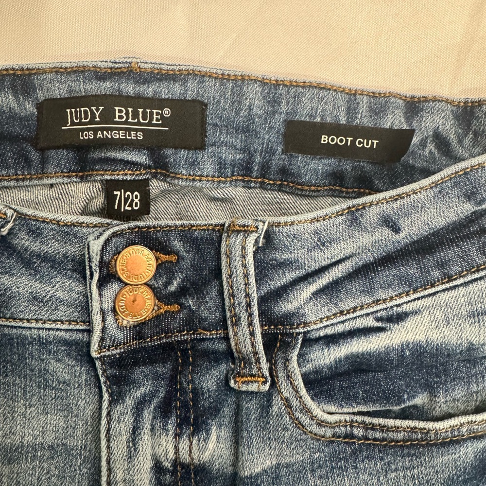 Judy Blue Boot Cut Jeans - Medium Wash - Size 7 - 32” inseam - Picture 3 of 6